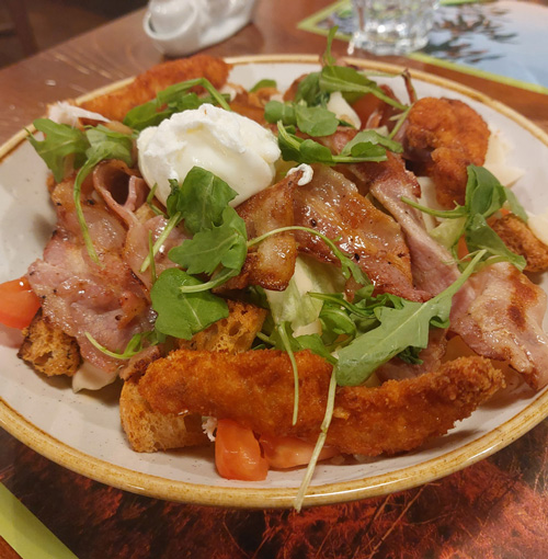 Salade César - Brasserie Au Paysan Gourmand