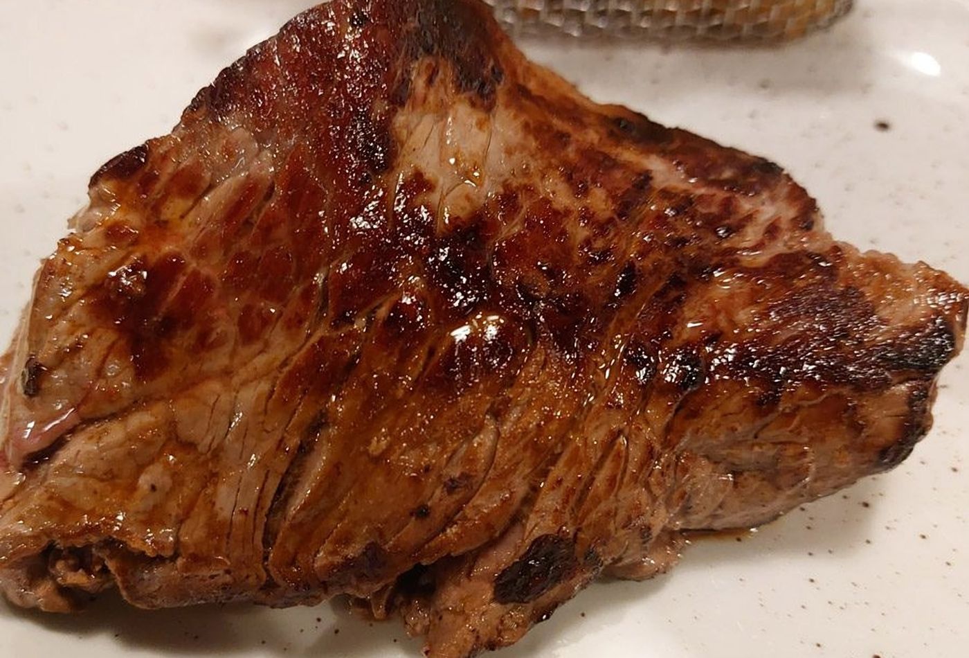 Une pièce de bœuf de race limousine, grillée - Au Paysan Gourmand